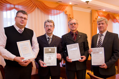Вручение дипломов конкурса «100 Лучших Товаров России» Вручение дипломов конкурса «100 Лучших Товаров России»
